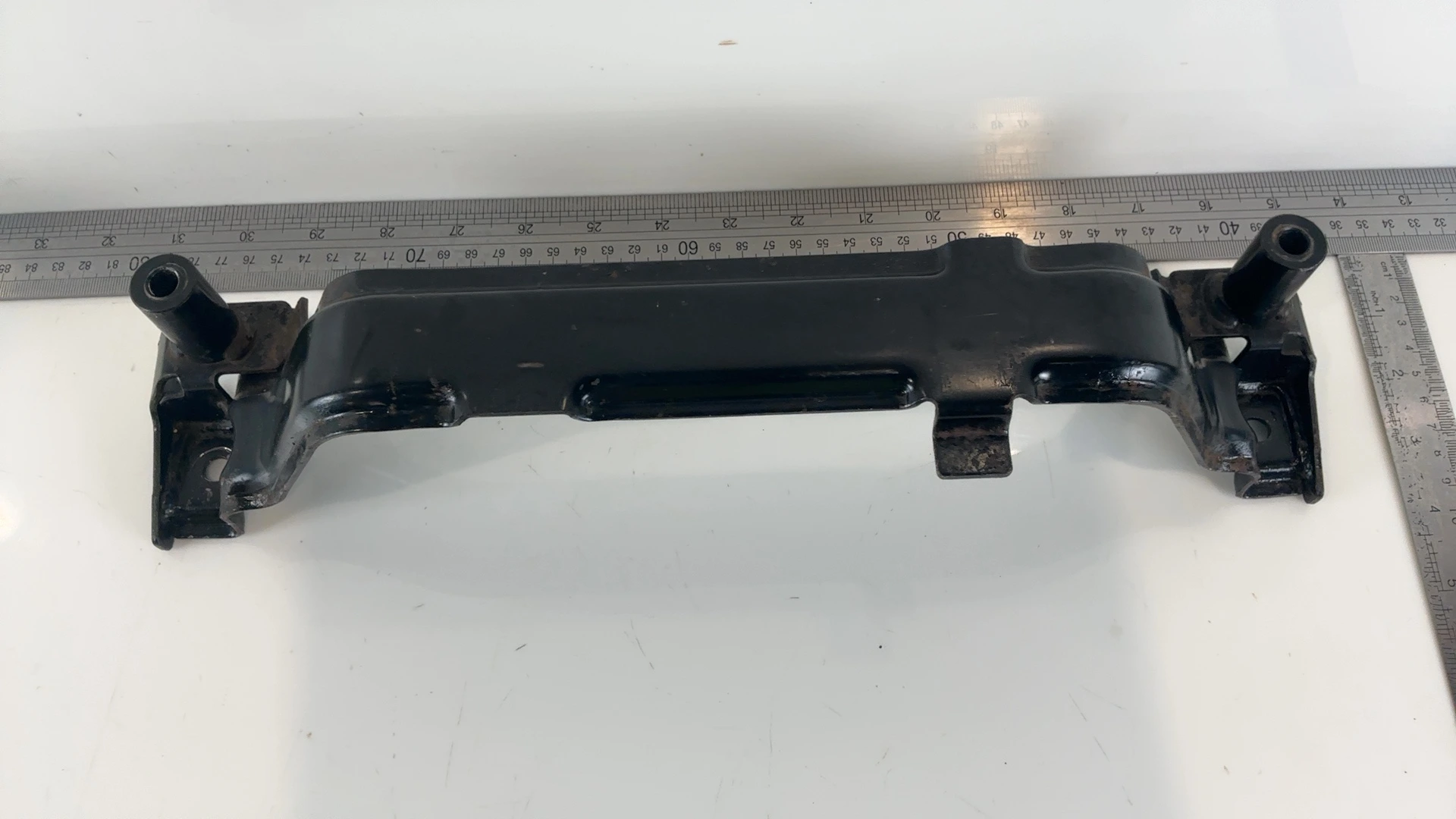 Honda SH 125 SH150 125cc Fuel Tank Bracket Mount 2001-2008 OEM 50250-KTF-640 - Image 3