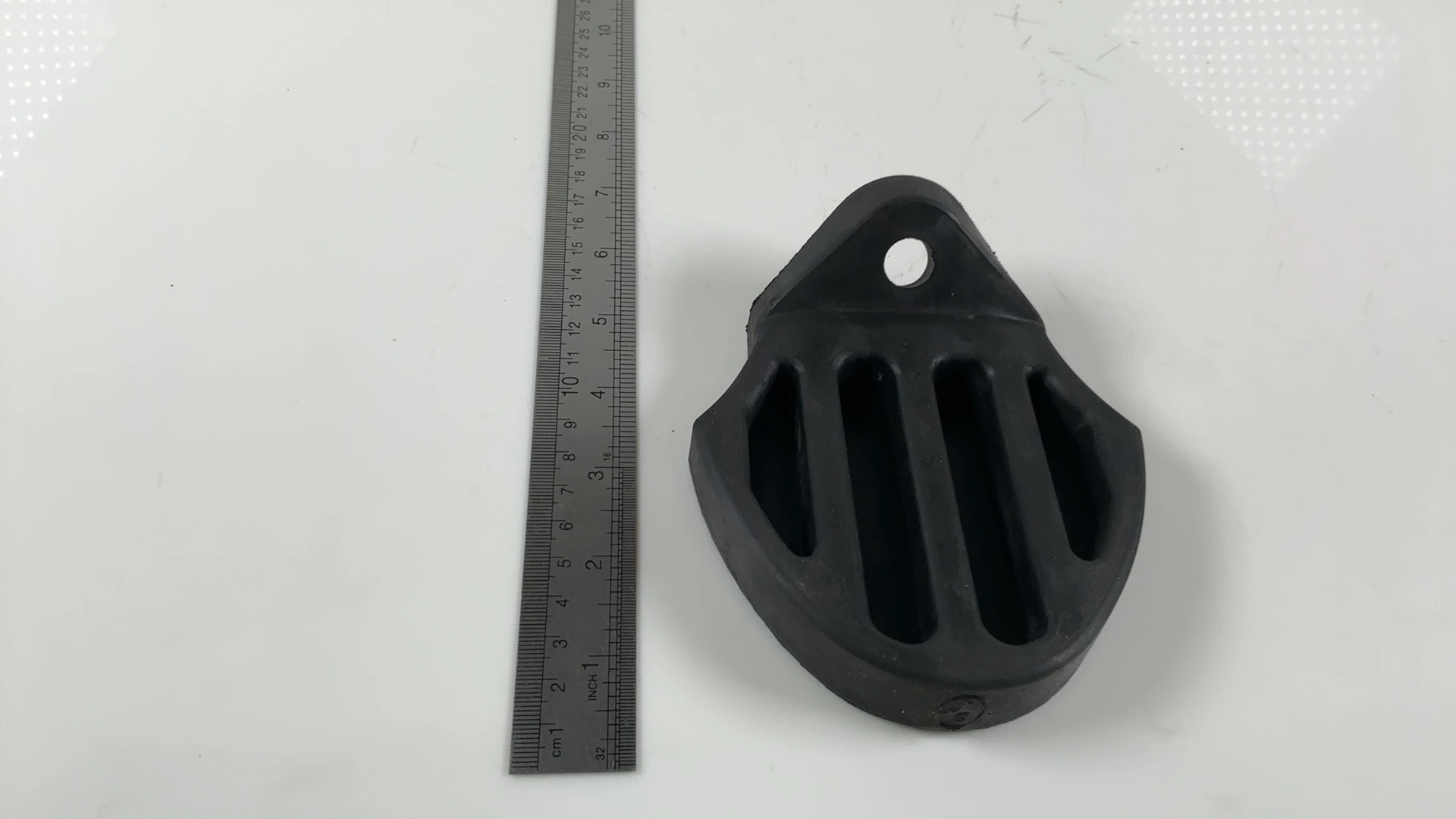 Peugeot XR6 50cc Fuel Petrol Tank Rubber Mount Buffer Cushion 2003-08 OEM 755957 - Image 4