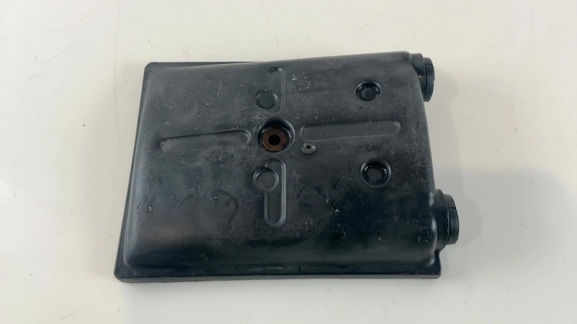 Yamaha XS650 XS650S 650cc Airbox Filter Box Lid Cover 1980-1983 OEM 3G1-14421-00