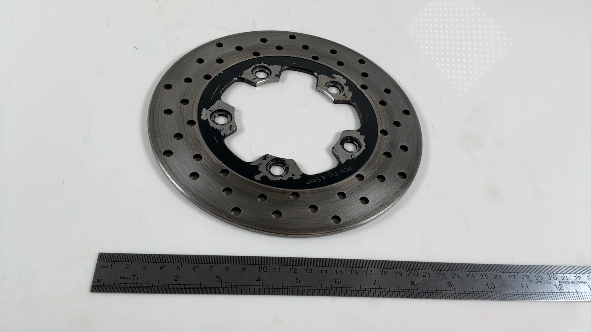 Suzuki GSX-R GSXR750 750cc Rear Brake Disc Rotor 2001-2003 OEM 69211-33E10 - Image 5