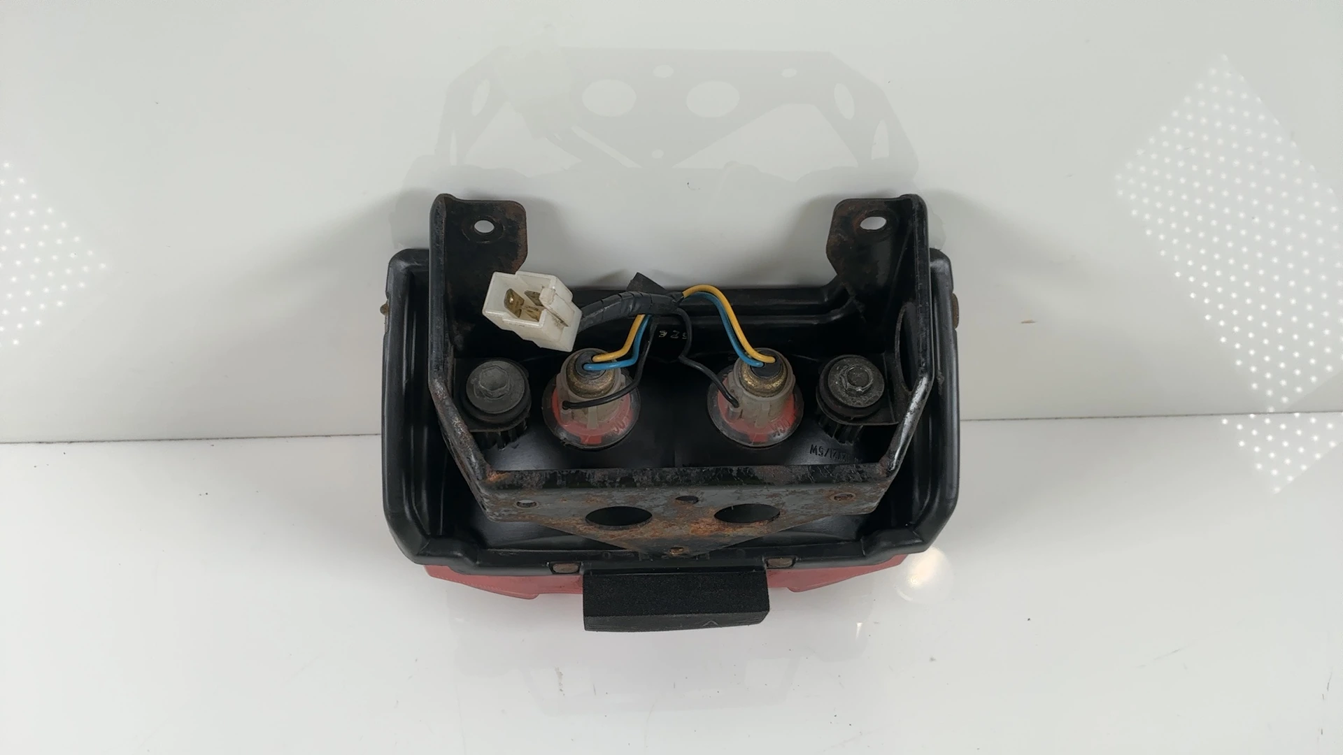 Yamaha YZF Thunderace YZF1000R Rear Brake Tail Light 1996-03 OEM 4SV-84710-10-00 - Image 3