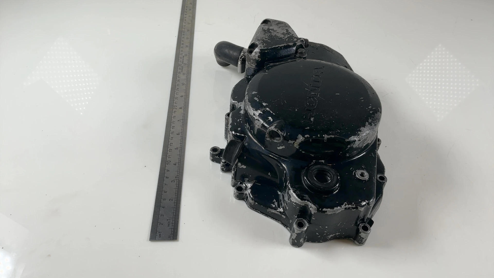 Honda MTX125 R JD05 125cc Right Clutch Cover 1983-1993 OEM 11331-KE1-601 - Image 4