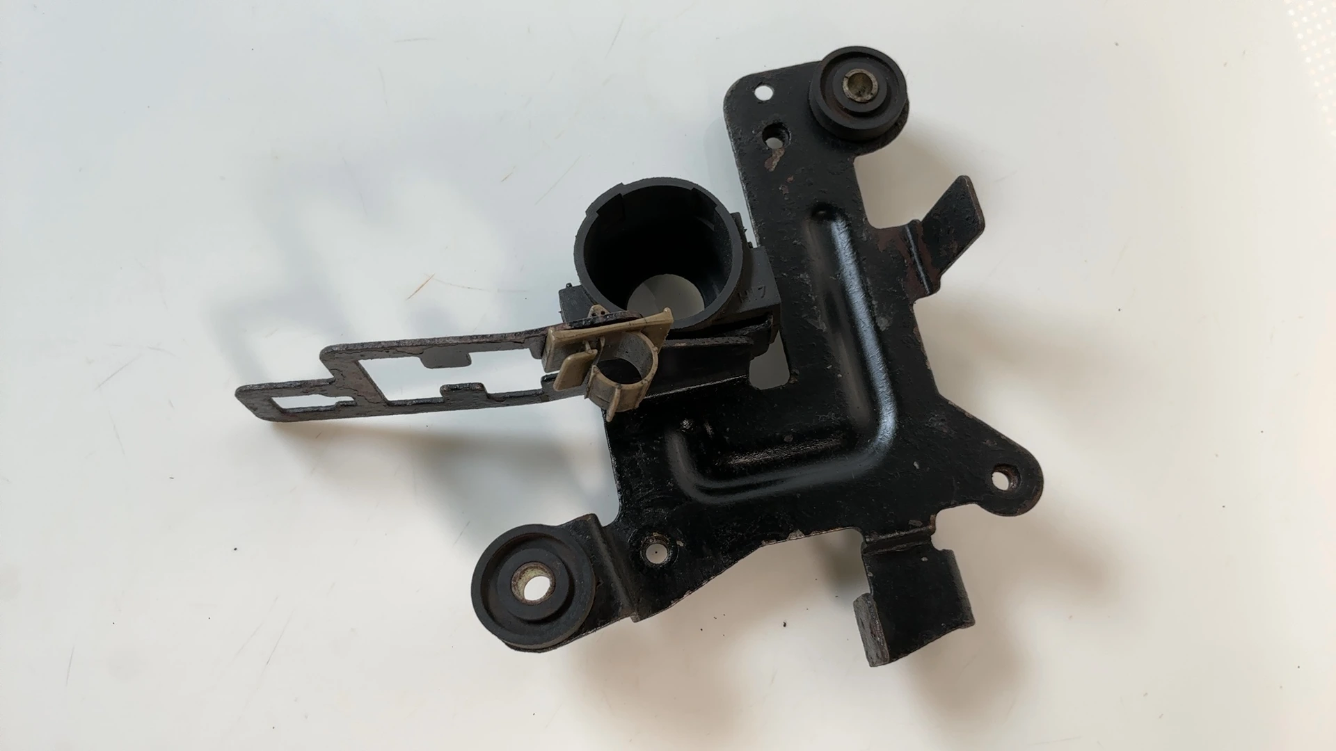 Kawasaki KZ750 LTD 750 Electrical Junction Fuse Box Bracket 1982 1983 32129-1090 - Image 5