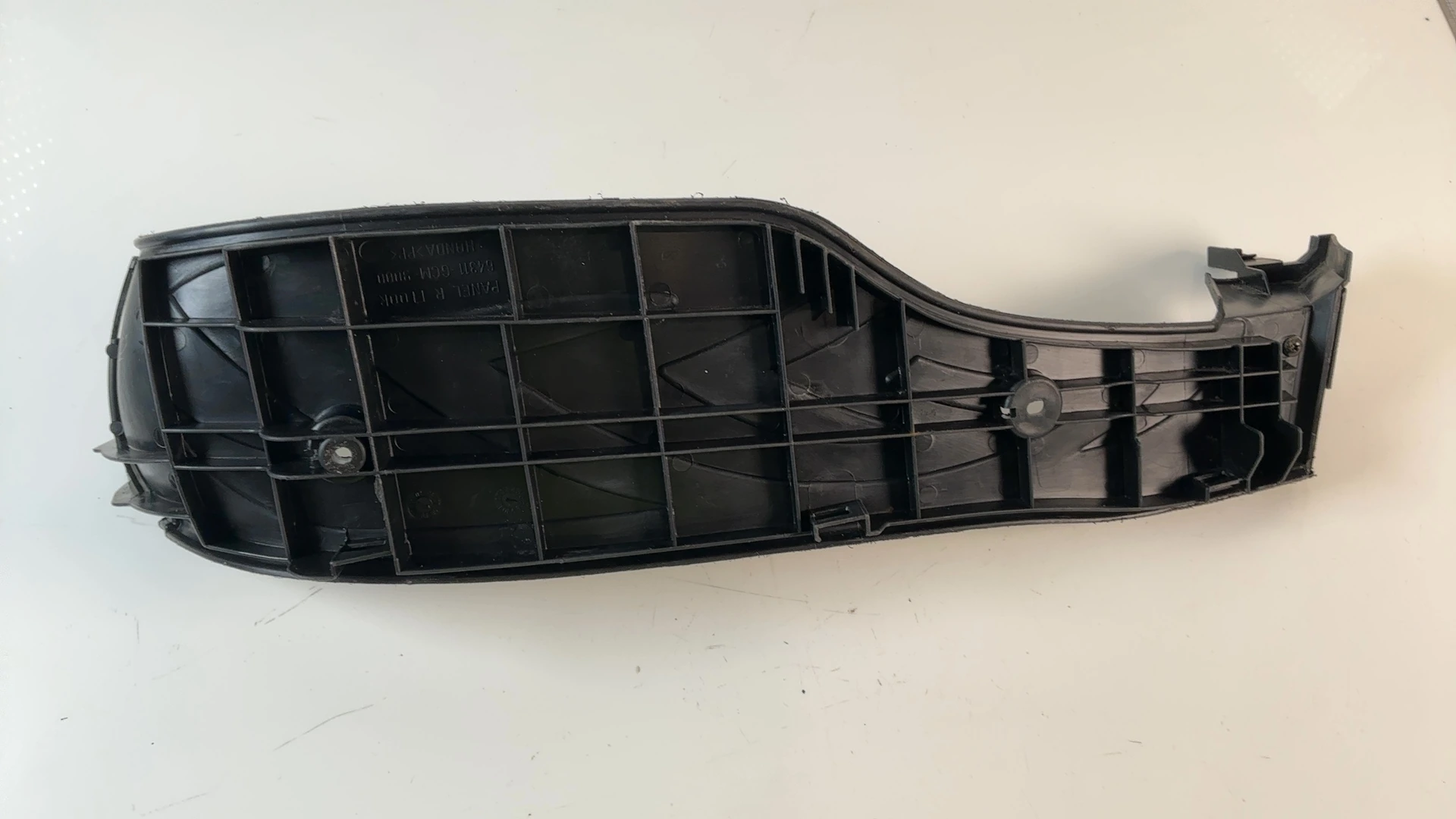 Honda X8R SZX50 50cc Right Floor Panel Step 1998-2003 OEM 64311-GCM-9000 - Image 2