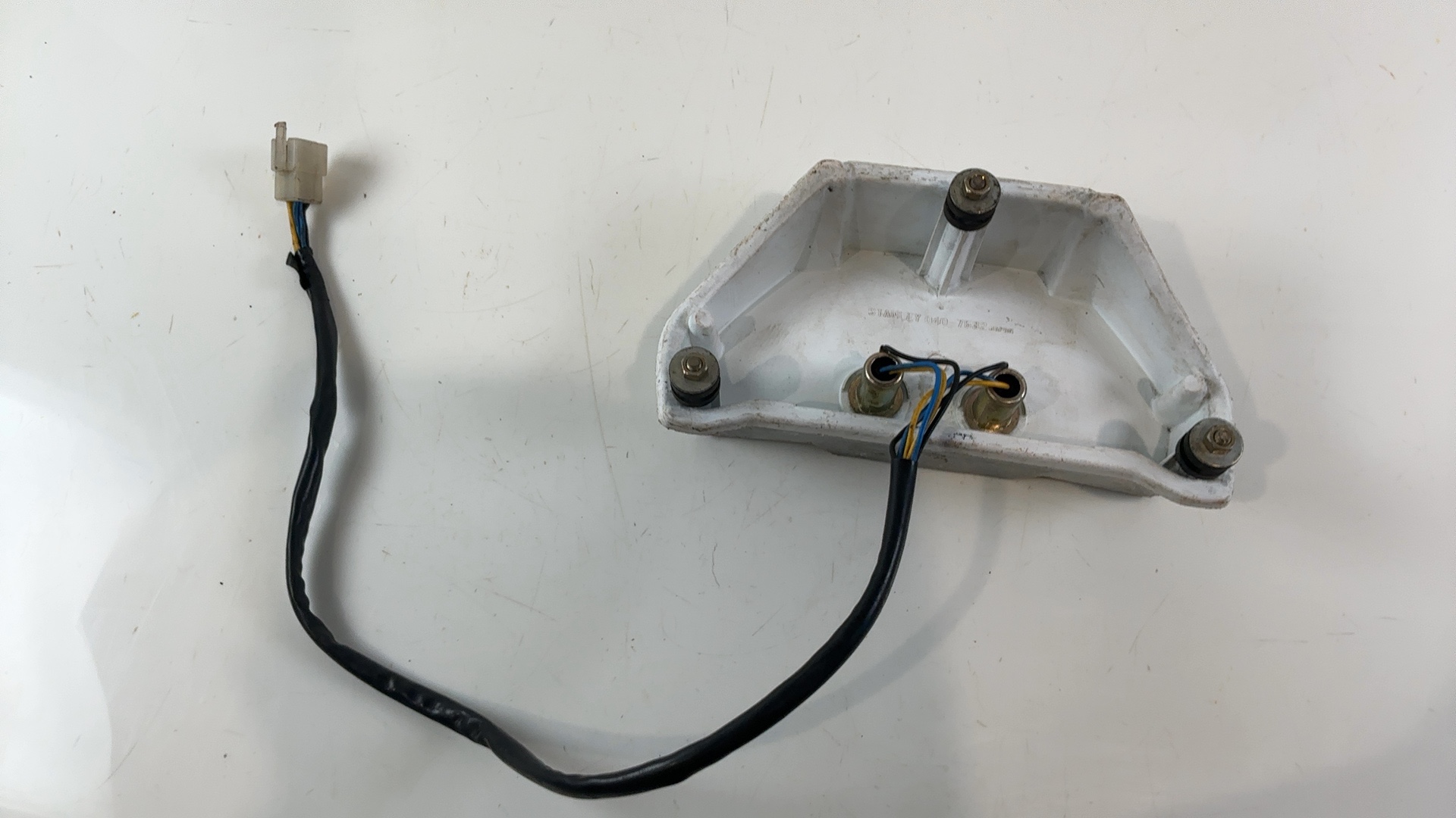 Yamaha FJ600 FJ 600 CC Rear Taillight Case Holder Back 1984 1985 49A-84710-60-00 - Image 3