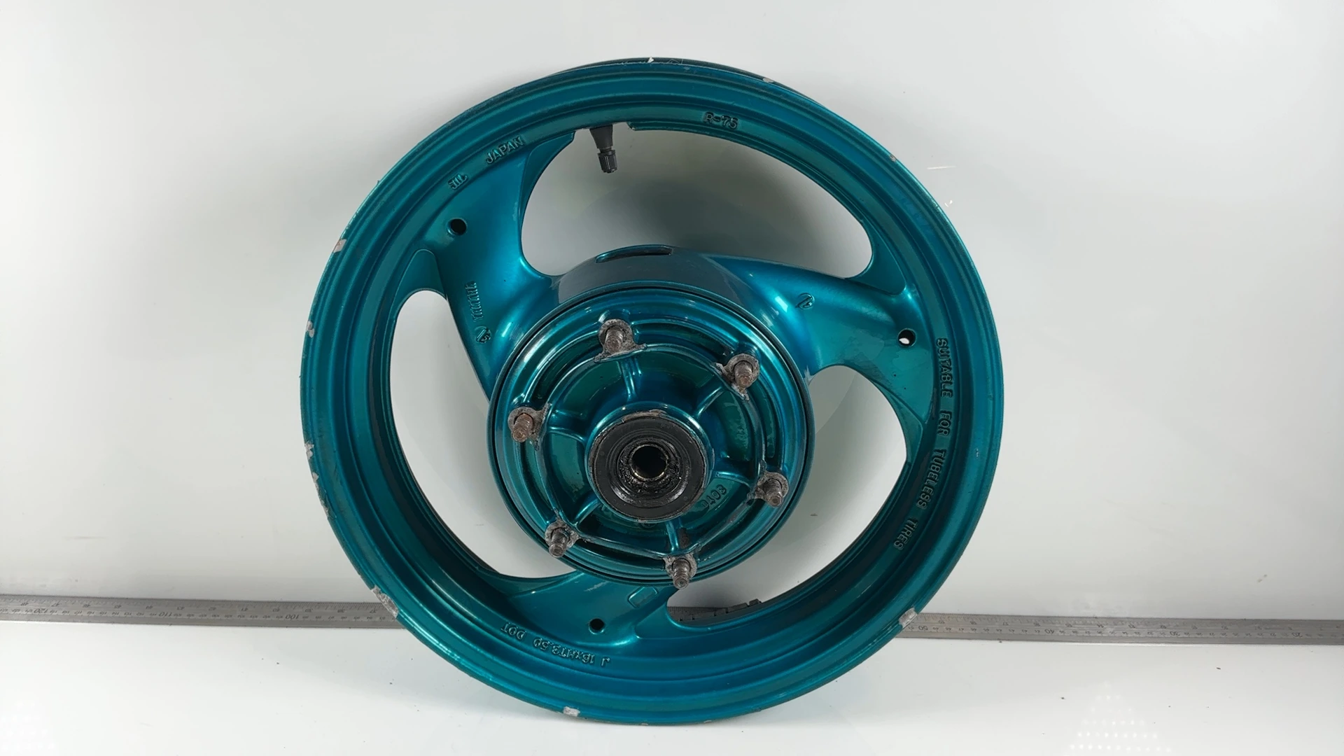 Yamaha FJ1200 3CV 1200cc Rear Wheel Rim 1989-1997 OEM 3CV-25338-00-WG Asahi R-75 - Image 2