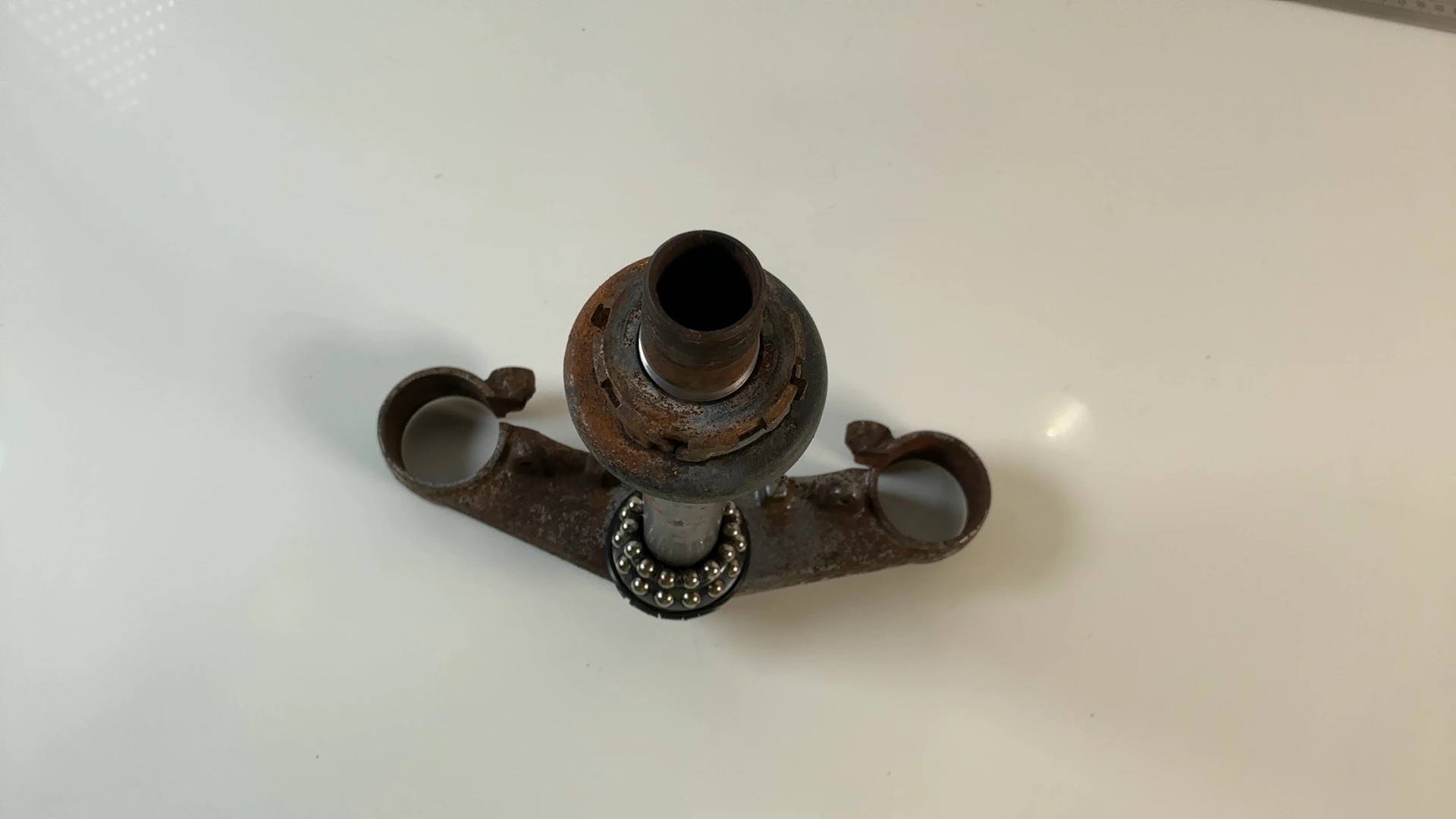 Honda NTV650 RC33 650cc Lower Triple Tree Clamp Yoke 1988-1997 OEM 53200-MS9-000 - Image 5