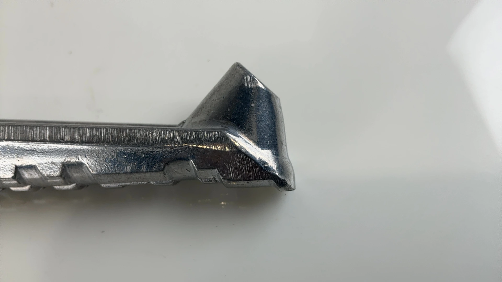 Triumph Trident 900 T300 900cc Front Right Footrest Peg 1991-1998 OEM T2080028 - Image 5