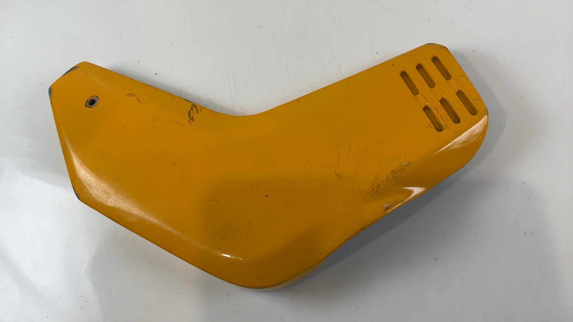 Suzuki Katana GS650G 650 CC Right Side Fairing Cover 1981-1983 OEM 47111-34300 - Image 4