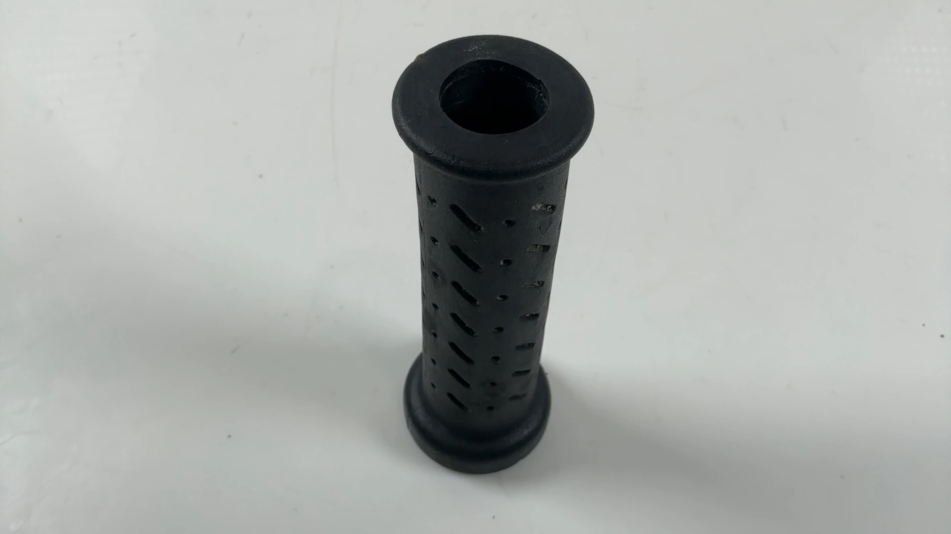 Aprilia Tuono V4 1100 Factory Handlebar Grip Left 2021-2026 OEM 856027 - Image 4