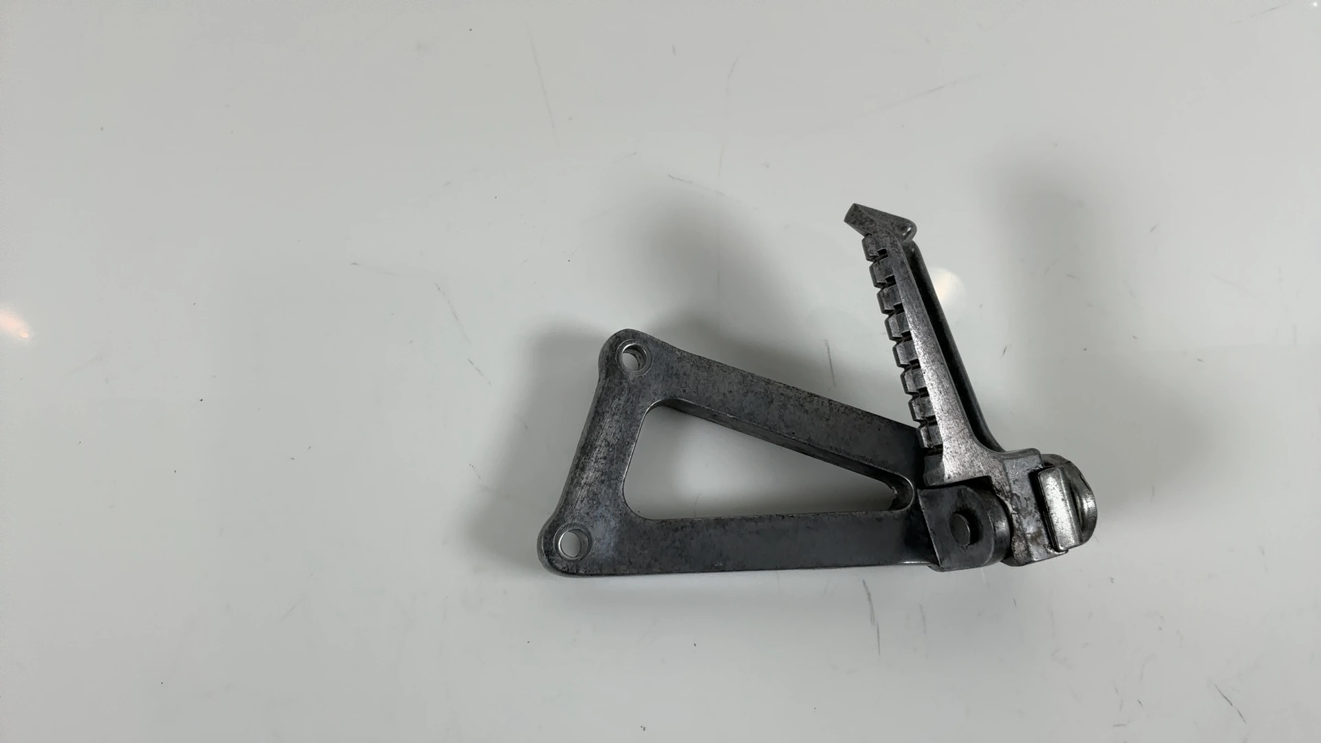 Kawasaki Ninja ZX-7 ZXR 750 Rear Left Footrest Bracket 1991-2003 OEM 35011-1554