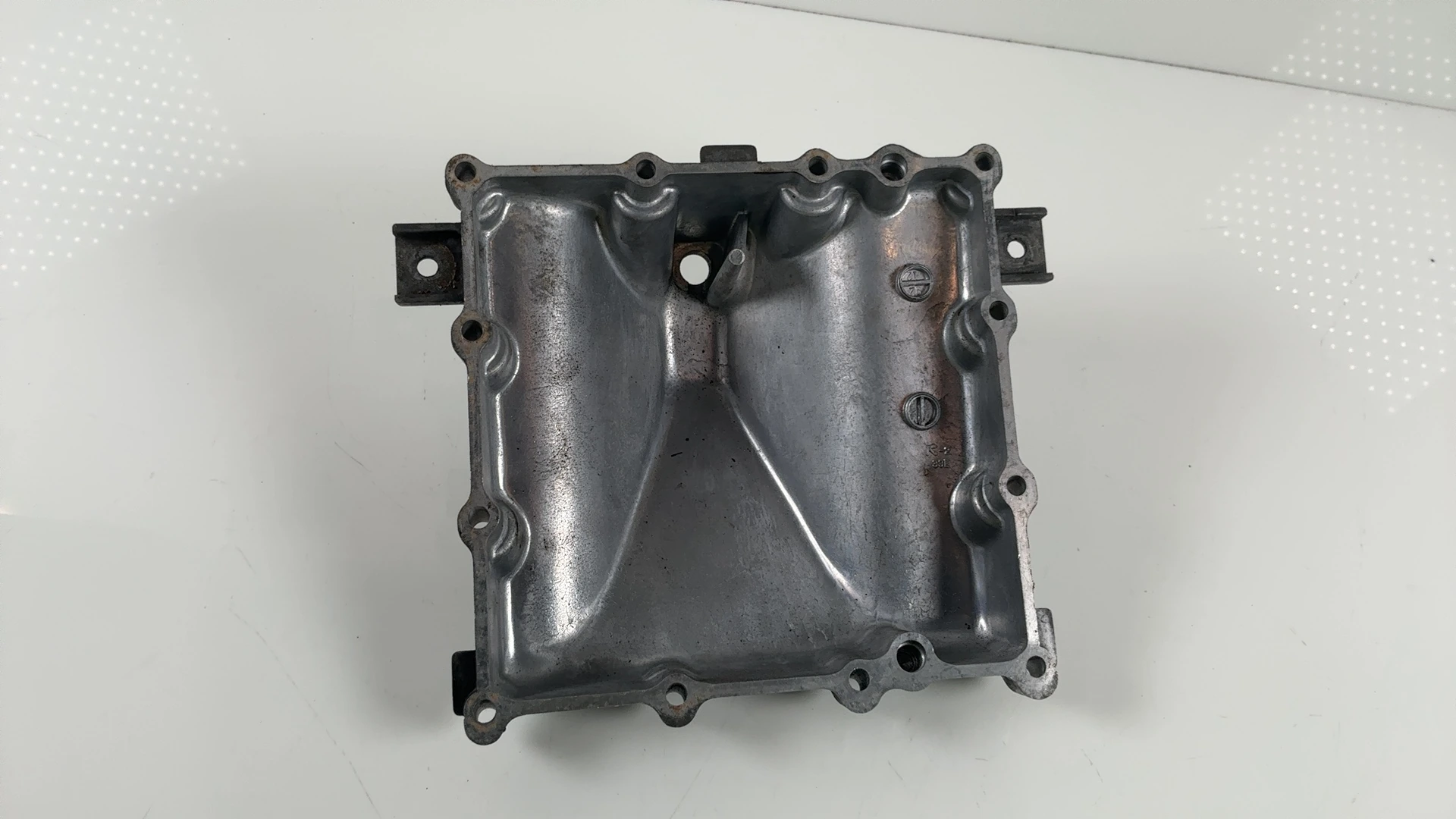 Suzuki GSXR 600 750 Oil Pan 1996 1999 OEM 11511-33E00 - Image 5