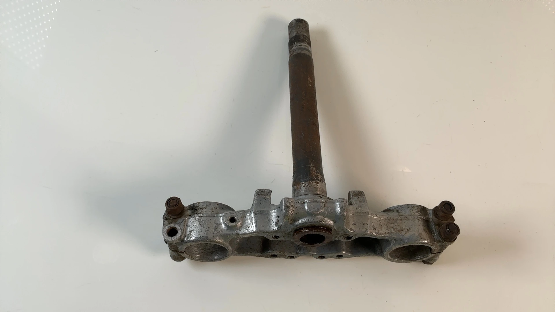 Suzuki SP400 SP 400 Lower Triple Tree Clamp 1980-1983 OEM 51410-32460 324 - Image 2