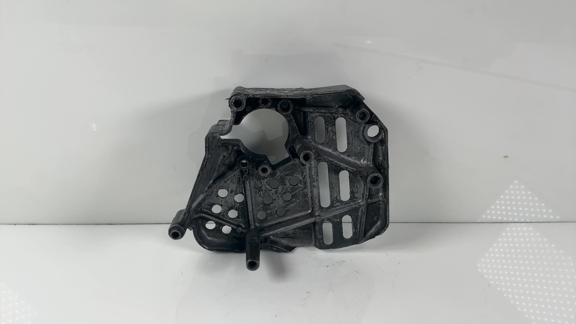 Suzuki Katana GSX1100F 1100 Engine Sprocket Cover 1988-1994 OEM 11361-27A02 - Image 2