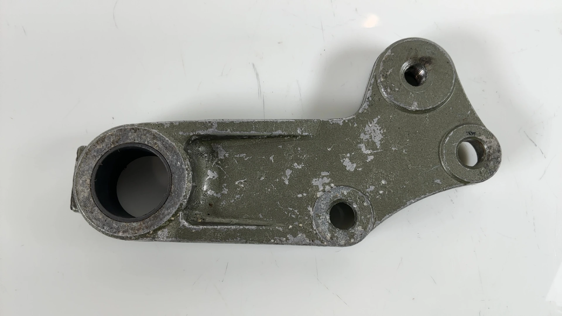 Kawasaki GPZ900R ZX900A 900cc Rear Brake Caliper Bracket 1984-89 OEM 43044-1060 - Image 4