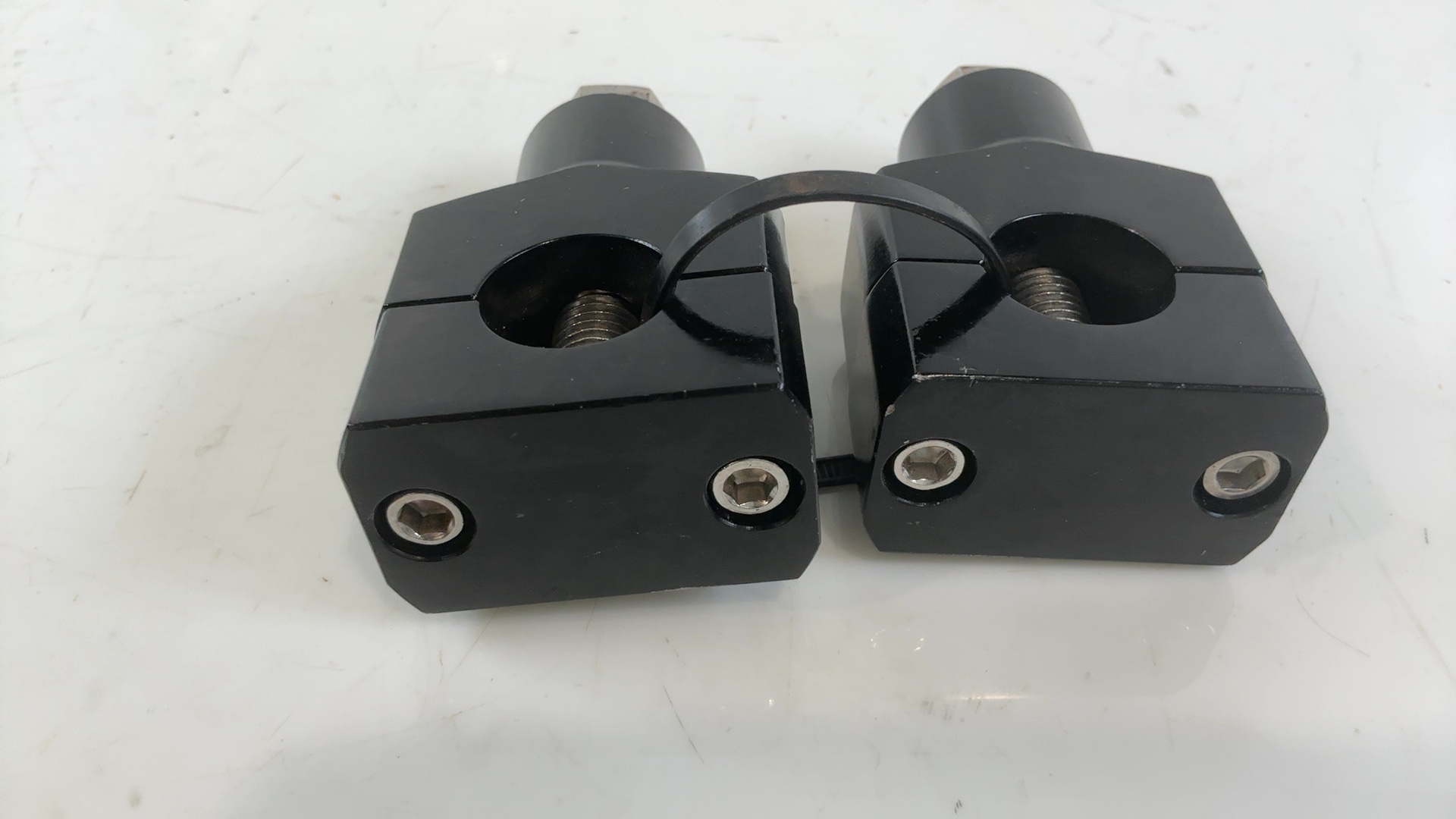 Harley Sportster Custom XL1200C Handlebar Riser Clamp 2008-2016 OEM 55900023 - Image 4