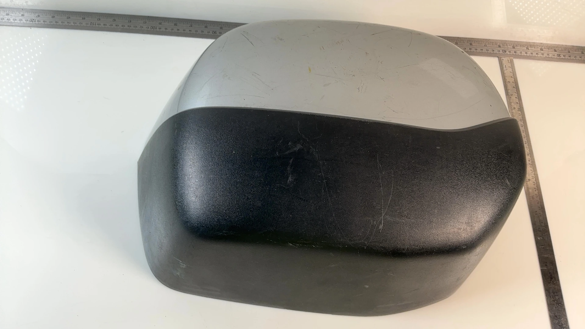 Honda Deauville NT650V 650 Left Side Pannier Lid 2002-2005 OEM 77237-MBL-D000 - Image 3