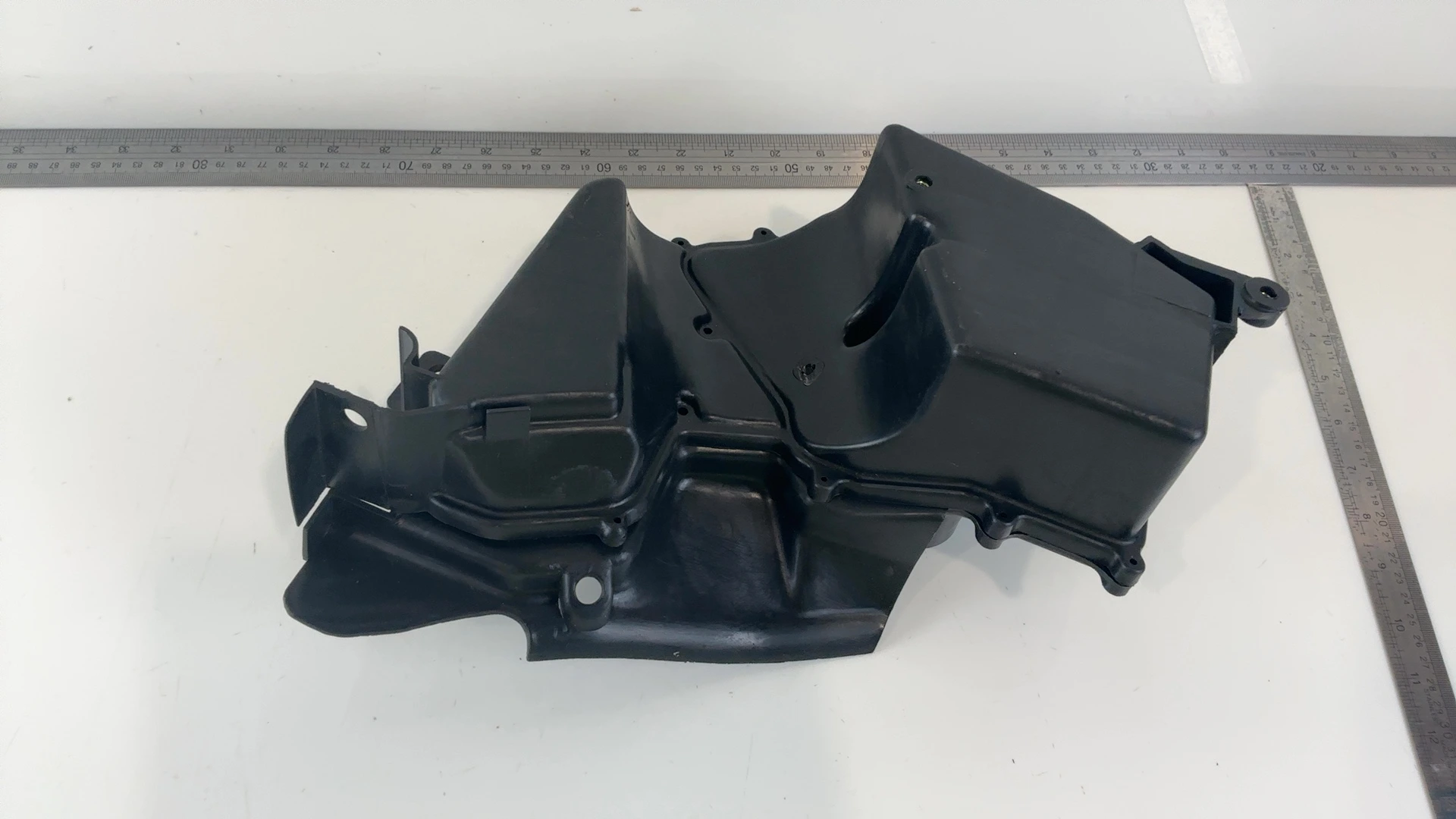 Yamaha DT125LC 10V 125cc Air Filter Box Cleaner Housing 1982-87 OEM 10V-14411-00 - Image 3