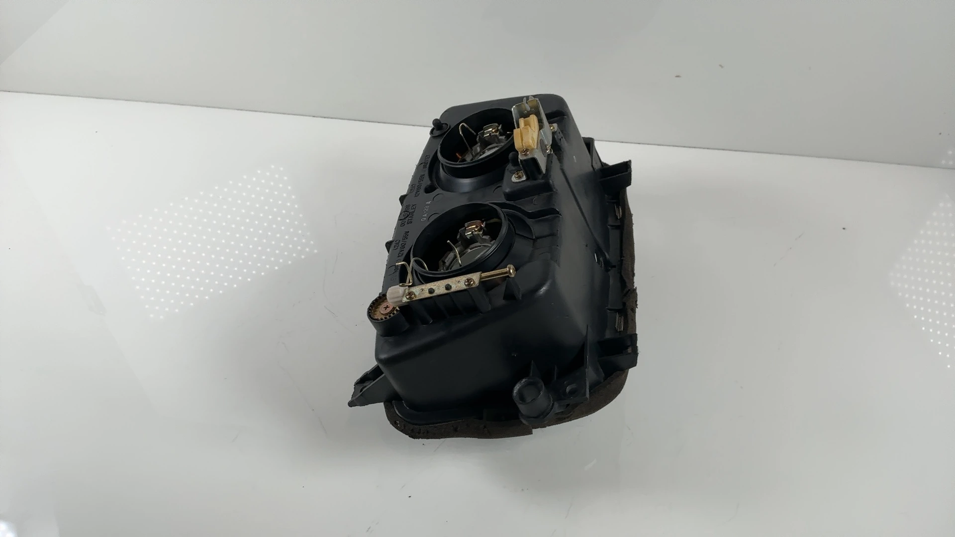 Honda ST1100 Pan European 1100cc Headlight 1990-2002 OEM 33100-MT3-671 - Image 6