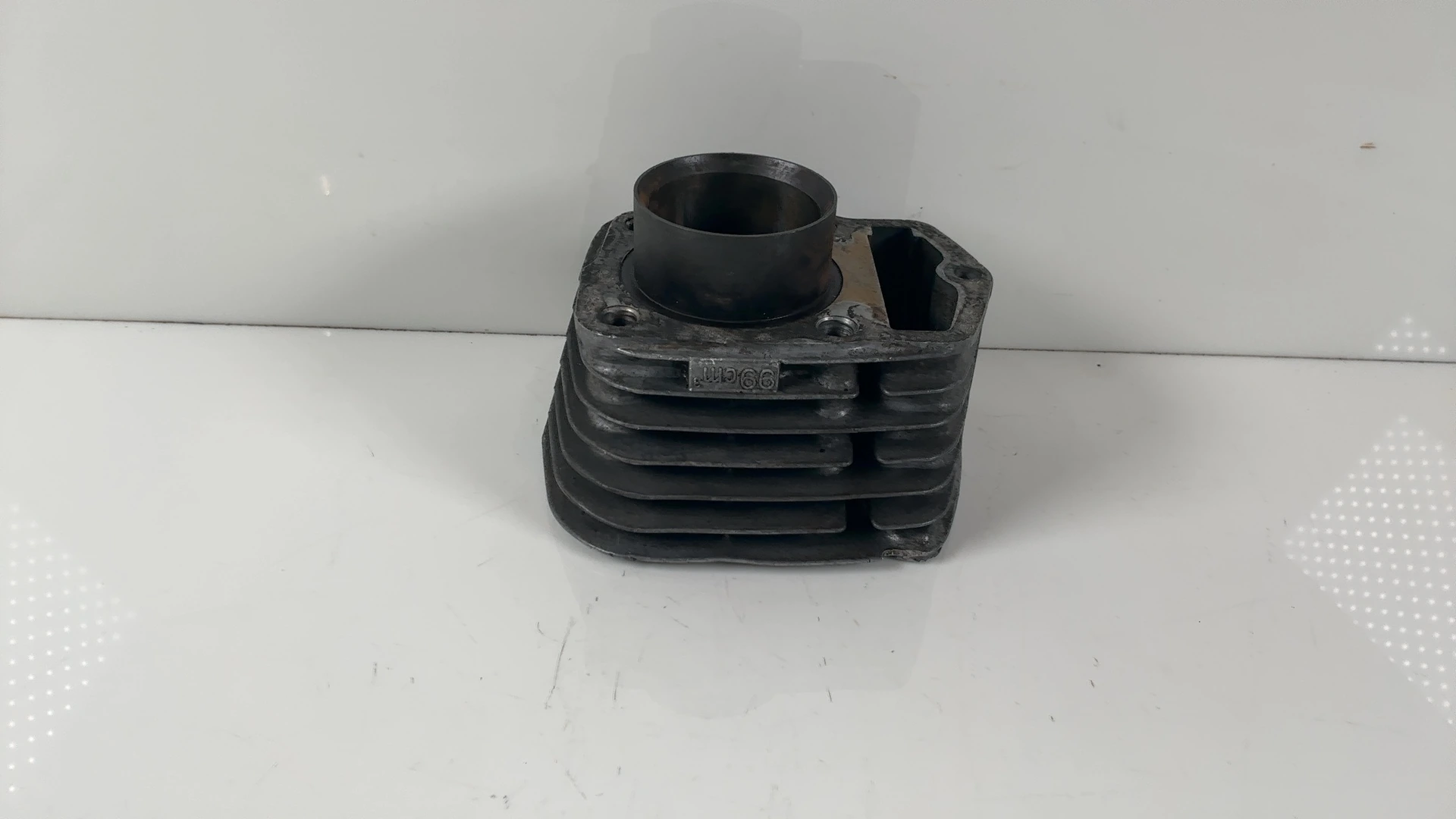 Honda CB100 CL100 SL100 XL100 100cc Cylinder Barrel Jug 1970-1977 12100-107-710