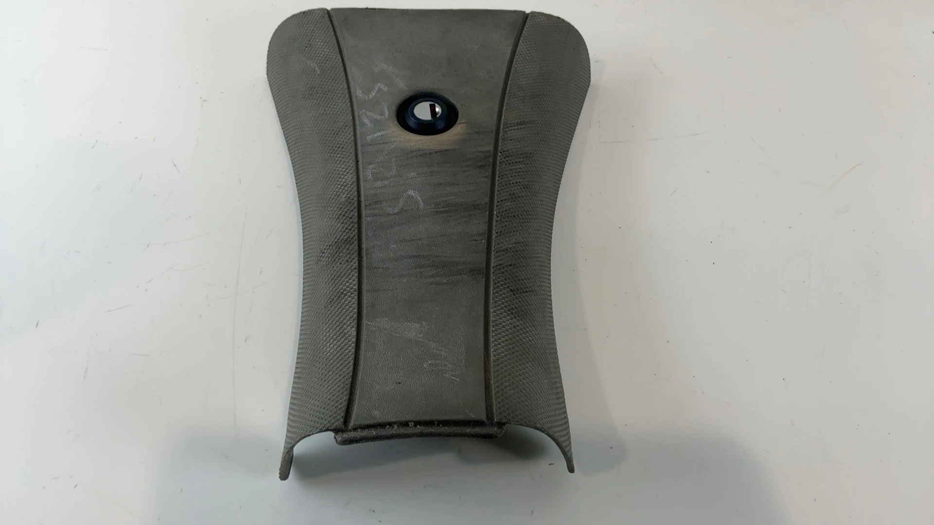 Aprilia SR Motard 125 CC Glove Box Door Cover Lid Panel 2012 2018 OEM 856471 - Image 5