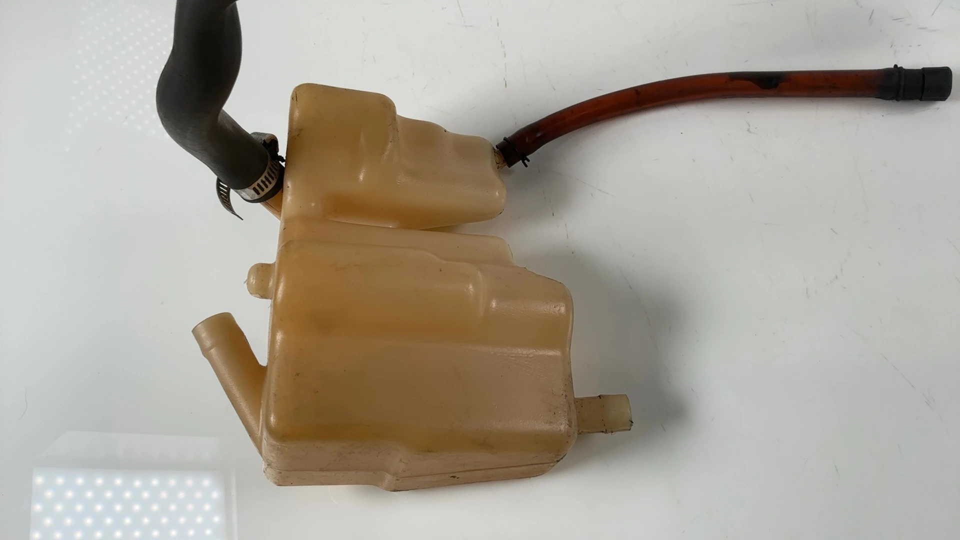 Honda Interceptor VF750F RC15 750 Air Breather Box Tank 1983 1984 17551-MB2-000