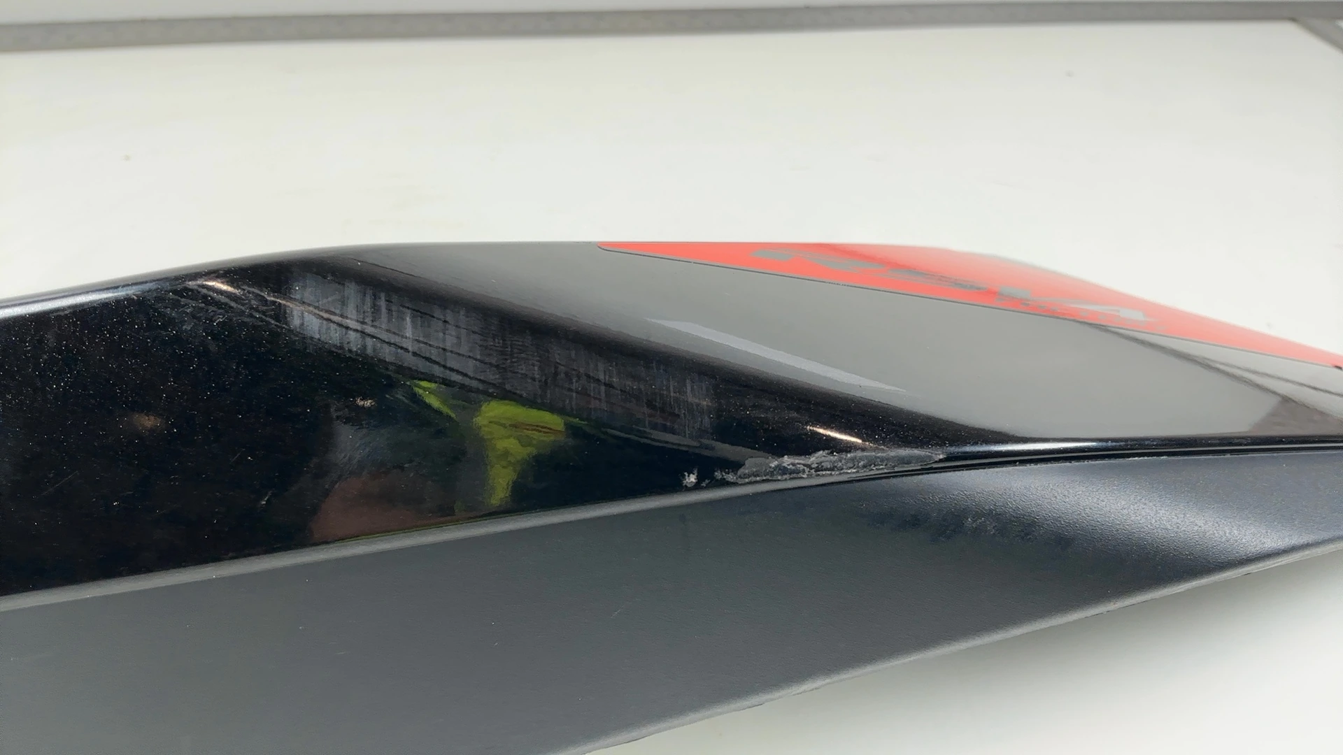 Aprilia RSV4 Factory 1100 Left Tail Fairing 2021-2026 OEM 2B012603 - Image 9
