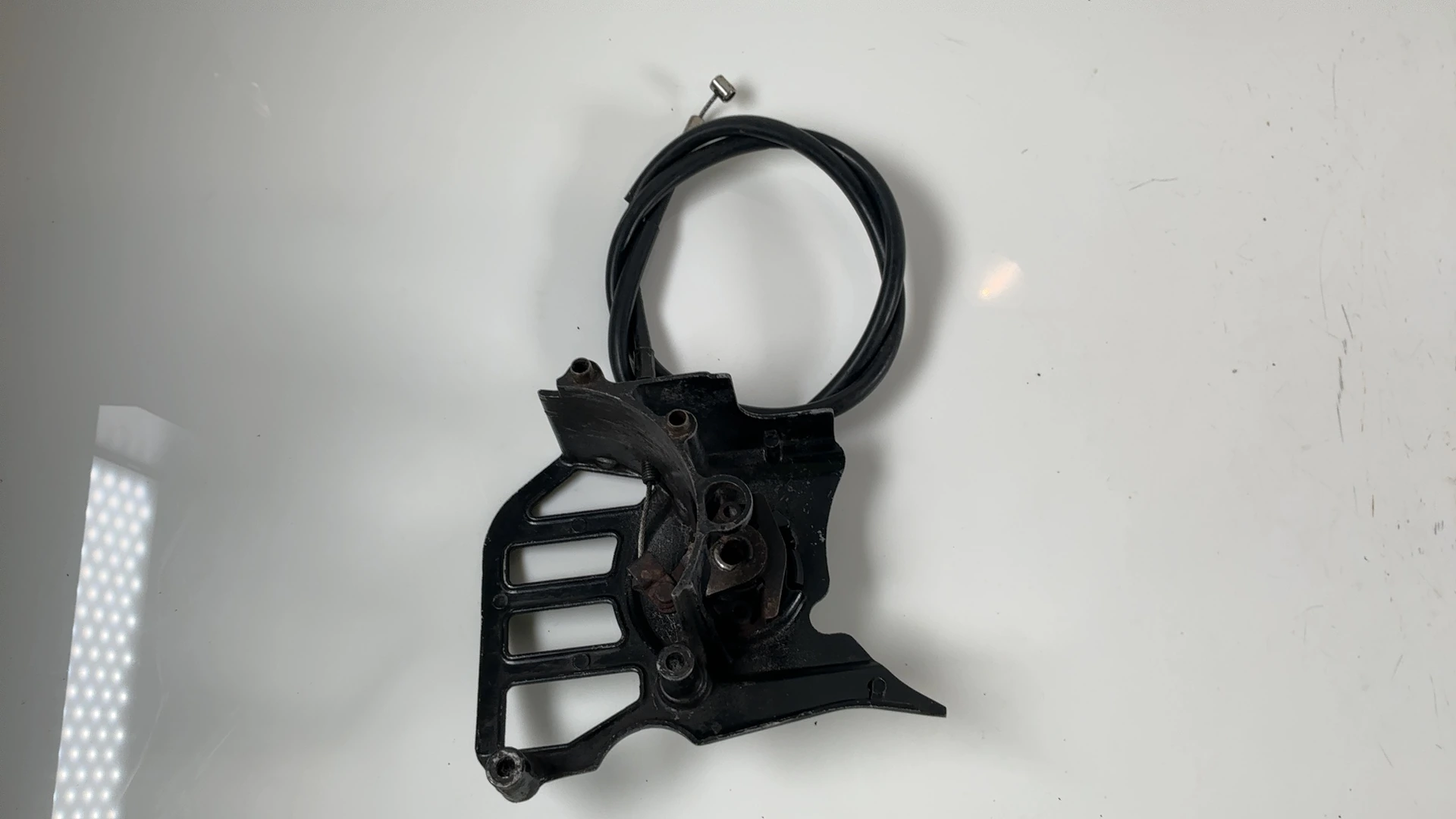 Honda VFR400R NC21 400cc Front Engine Sprocket Cover 1986 1987 OEM 11341-ML0-000 - Image 2