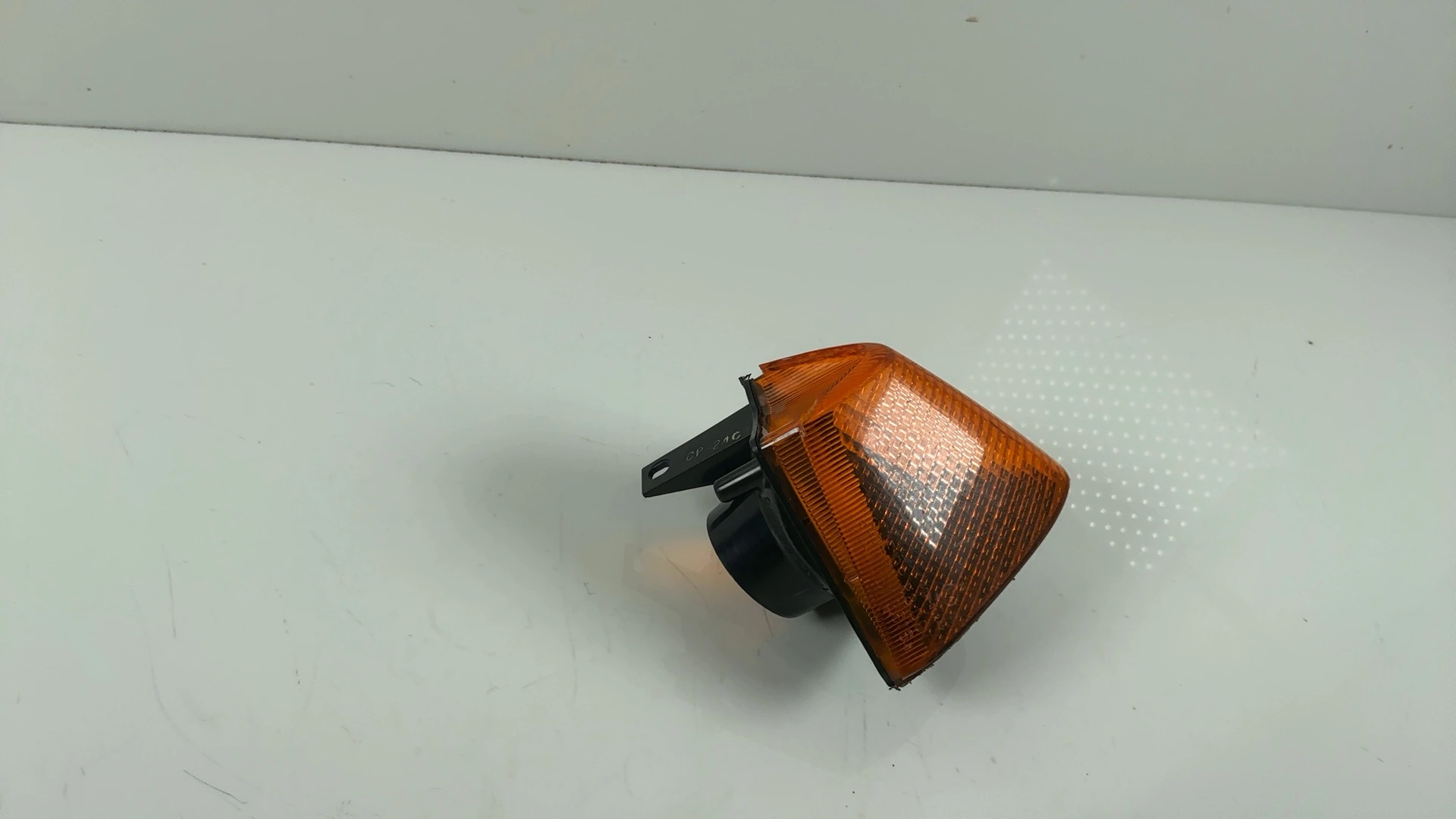 Honda VFR750F RC36 750 Front Left Turn Signal Lens 1990-1993 OEM 33452-MT4-003 - Image 4