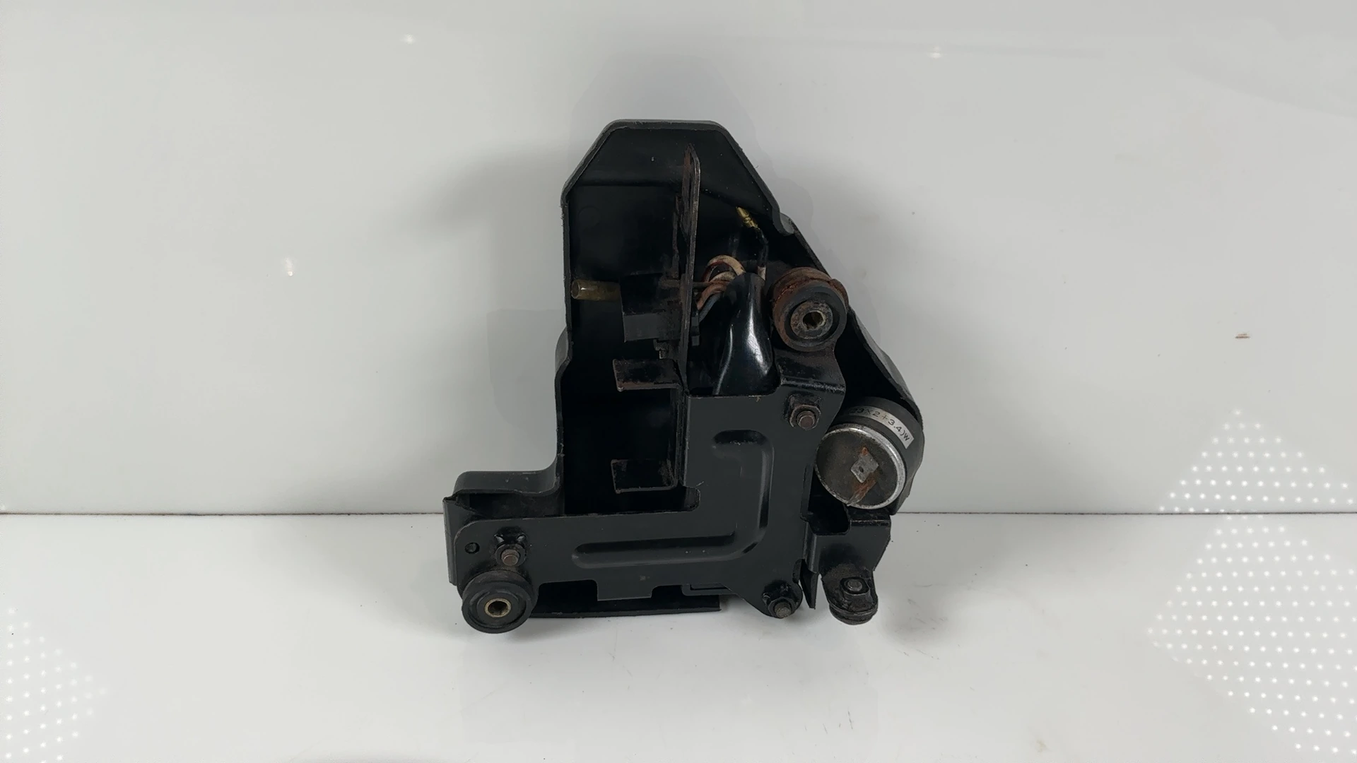 Kawasaki Spectre KZ750N 750CC Electrical Fuse Box Base 1982-1983 OEM 32198-1002 - Image 2