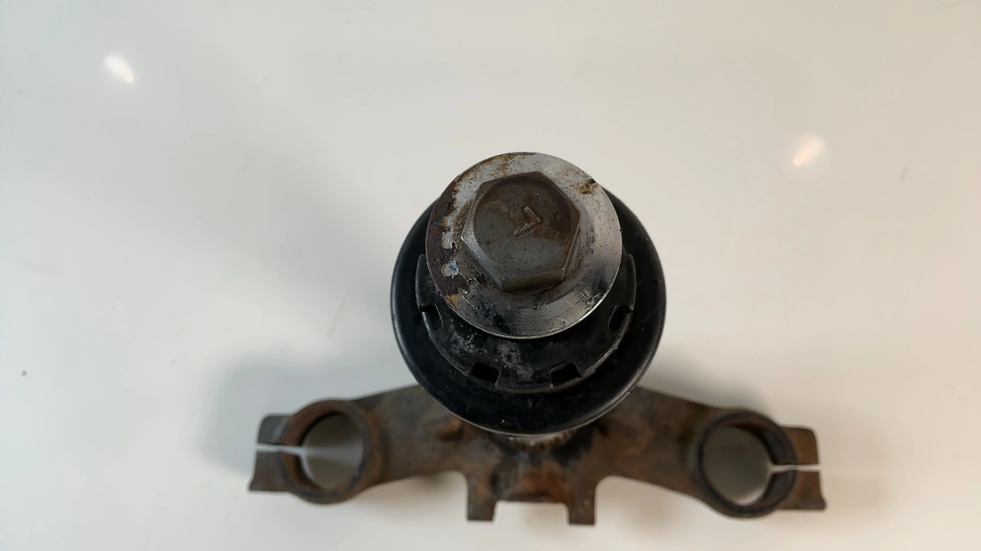 Kawasaki KZ750N KZ750 750cc Lower Triple Tree Stem 1982-1983 OEM 44037-1101 - Image 4