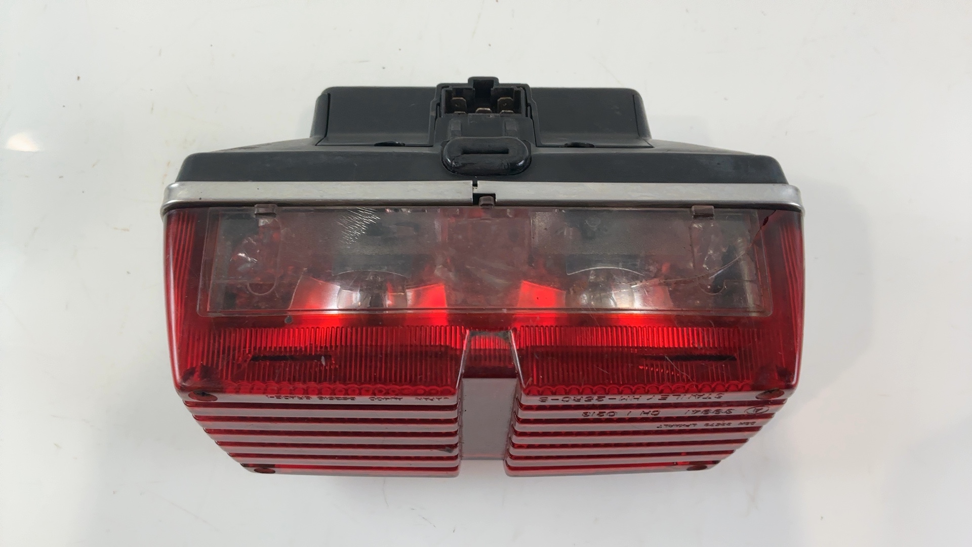 Honda CB900F CB900 900cc Rear Tail Light 1979-1983 OEM 33701-463-671 - Image 4