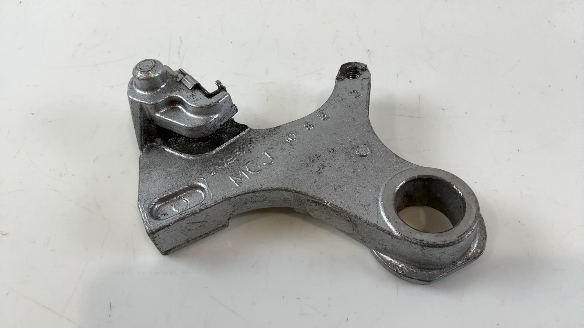 HONDA CBR954RR CBR954 954 Rear Caliper Bracket 2002 2003 OEM 43110-MCJ-751