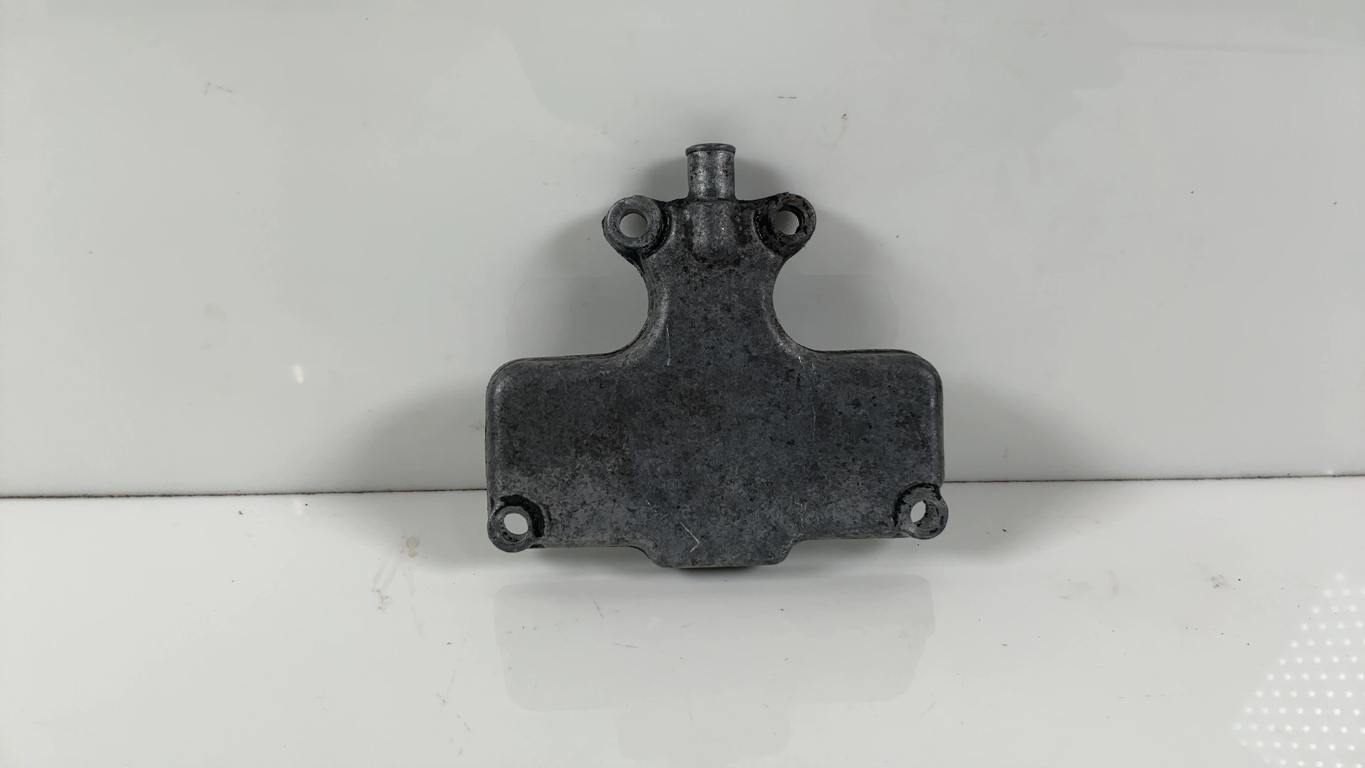 Suzuki GS850 GS850G 850CC Engine Breather Cover 1980 1981 OEM 11176-45011 - Image 1