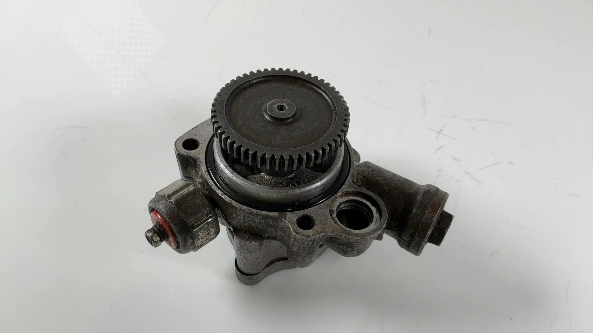 Honda CB550 Four 550 CC Engine Oil Pump 1974-1978 OEM 15100-323-003