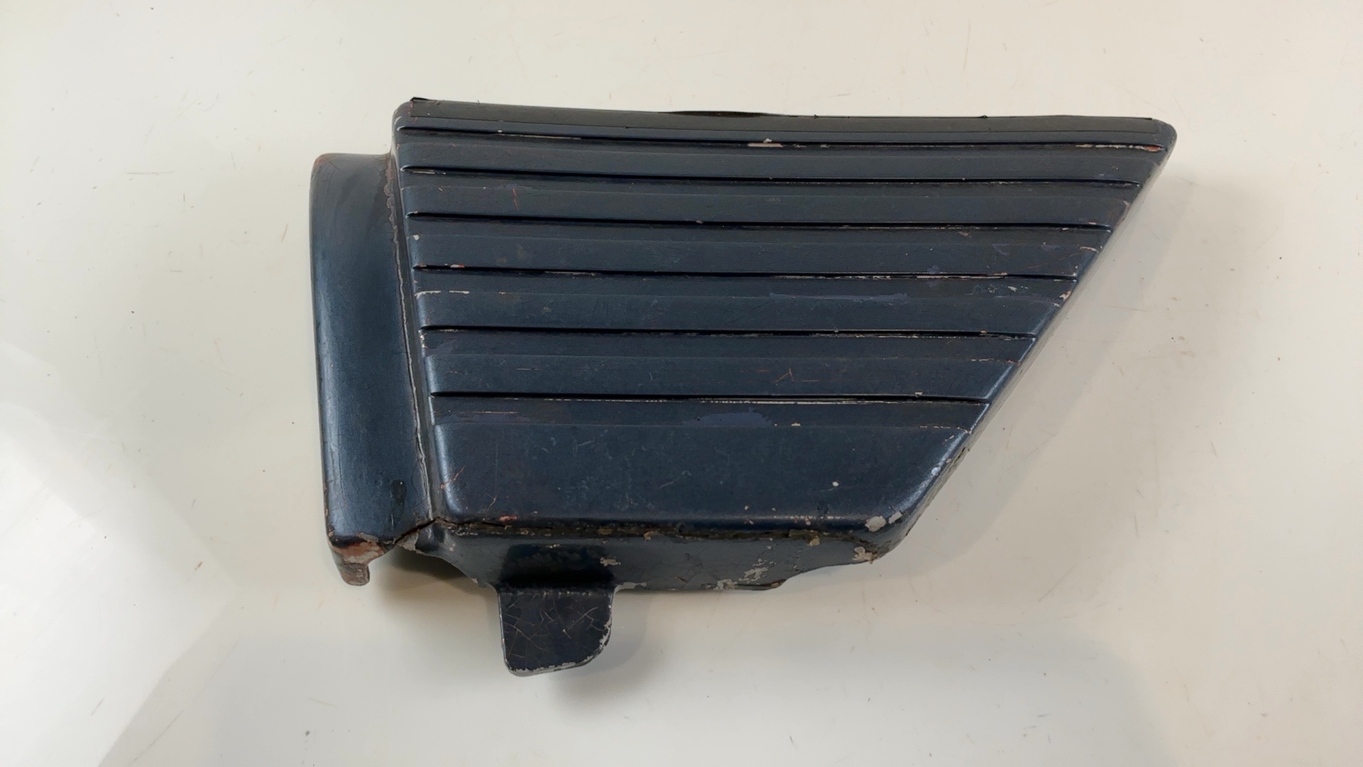 Suzuki GS450 GSX250 GSX400 450cc Left Side Panel Fairing 1980-83 OEM 47221-44100